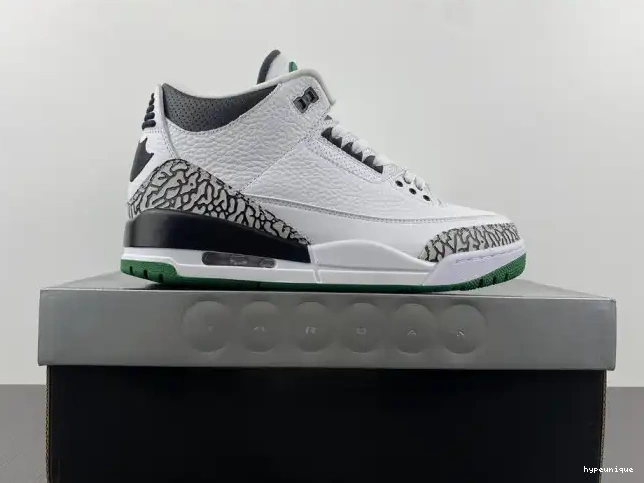 HYPE Jordan Ducks Oregon Retro 594282233 Crew Pit White 3 0604